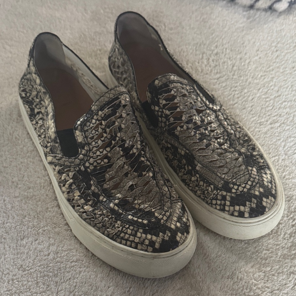 Tory Burch Huarache Slide On Sneaker. Size 8.5